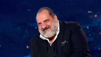 خالد الصاوي: أحتفظ بأرشيفي منذ 35 عامًا.. وحياة الفنانين قائمة على توثيق أعمالهم 