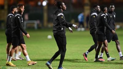 العشري يعكف على تصحيح أخطاء لاعبيه قبل مواجهة البلدية