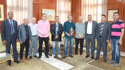  رئيس جامعة المنوفية يكرم فريق تنس الطاولة لفوزه بكأس دورى المصالح الحكومية