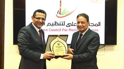 «الأعلى للإعلام» يستجيب لمطالب نقابة الصحفيين بشأن القواعد الجديدة لصرف بدل التدريب والتكنولوجيا