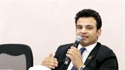 قيادي بـ«مصر أكتوبر»: الرئيس السيسي يهتم بتوفير بيئة عمل مميزة وحماية قانونية للعمال