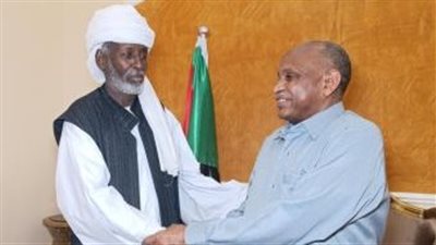  رئيس المجلس الأعلى لنظارات البجا يلتقي برئيس الوزراء السوداني المكلف