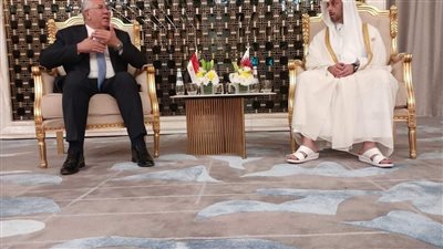 على هامش اجتماعات 