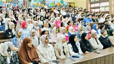 وزارة التعليم تعلن كيفية الحصول على المراجعات النهائية للشهادتين الإعدادية والثانوية العامة