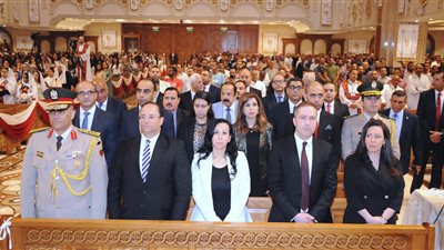 الجالية المصرية تحتفل مع الكنيسة القبطية بالكويت بعيد القيامة المجيد (صور)