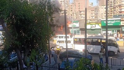 عاجل.. اندلاع حريق بمحلات المؤسسة العمالية بشبرا الخيمة (صور)