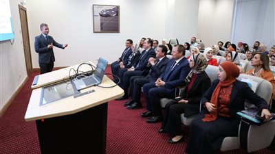 وزير الصحة: المستشفيات المصرية تمتلك إمكانيات ضخمة تمكنها من تقديم أفضل الخدمات 