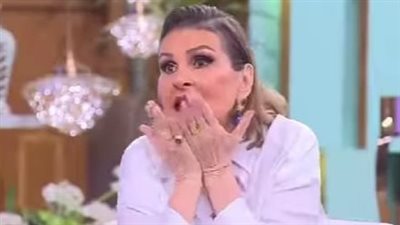 الخميس.. يسرا وعمرو يوسف في ضيافة منى الشاذلي بعد نجاح «شقو»