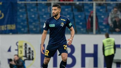 وكيل عطية الله: لا توجد عروض رسمية للاعب من الأهلي وبيراميدز (فيديو)