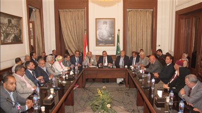 «عُليا الوفد» تختار ممثليها بمجلس إدارة الجريدة.. وإلغاء قرار تجميد أحمد أنيس