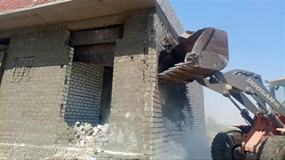 استرداد 5 أفدنة بالظهير الصحراوى وإزالة 112حالة تعد على الأراضي الزراعية بالمنيا 