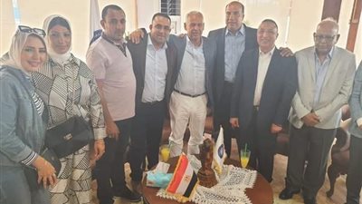 وزير الرياضة ومصيلحي ينهيان الخلاف بين عامر ومختار