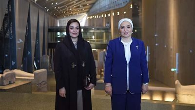 انتصار السيسي: سعيدة بمشاركة حرم سلطان عُمان زيارة المتحف المصري الجديد