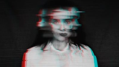 دراسة جديدة: معاناة النساء من أمراض نفسية قد تكشفها حركة رؤوسهن