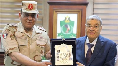 محافظ المنيا يشارك فى حفل 