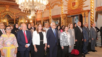 وزير التعليم: 