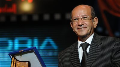 لطفي لبيب لمروجي شائعة إصابته بالشلل: بلاش تقلبوا عليا مواجع المرض