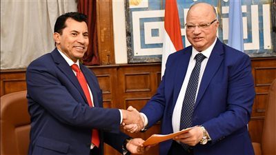 وزير الرياضة يشكر محافظ القاهرة لتعاونه في حل مشاكل بيوت شباب المنيل
