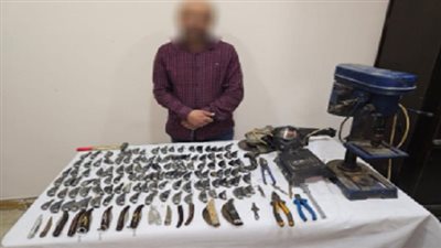 ضبط عاطل لاتهامه بإدارة ورشة لتصنيع الأسلحة النارية في القليوبية