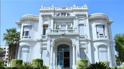 10 آلاف جنيه جائزة.. تفاصيل الترشح لجائزة التميز الإداري بجامعة عين شمس