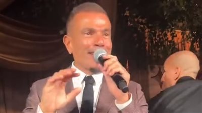 عمرو دياب يبدأ أول تحرك قضائي ضد الشاب الذي صفعه