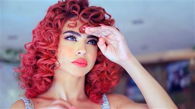 دوللي شاهين تهنئ عادل إمام بعيد ميلاده.. وتوجه له هذه الرسالة