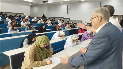 توجيه عاجل من رئيس جامعة حلوان الأهلية بشأن امتحانات نهاية العام 