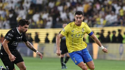 الهلال يطالب بطاقم تحكيم أجنبي في مباراته أمام النصر في كأس خادم الحرمين