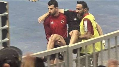 تعرف على رد الفعل الأول للاعب الترجي المتسبب فى إصابة على معلول
