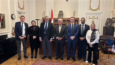 وزير التعليم العالي يبحث مع مدير «التايمز» سبل مواصلة الجامعات المصرية بتعزيز تصنيفاتها الدولية 