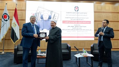 مفتي الجمهورية يعقد حوارا مفتوحا مع طلاب الجامعة المصرية اليابانية 