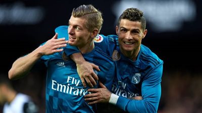 كريستيانو يودع كروس: يا له من شرف أنني زاملتك في الملعب