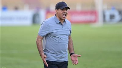 العشري يفرض عقوبات وغرامات علي لاعبي الاتحاد السكندري قبل مواجهة الزمالك