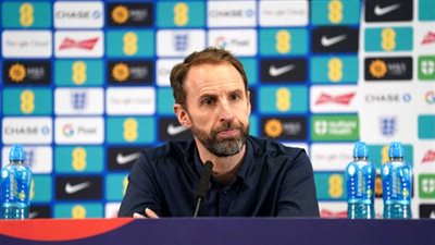 ساوثجيت يوضح أسباب استبعاد هذا الثنائي من قائمة منتخب إنجلترا