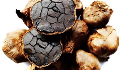 الثوم الأسود وفوائد صحية لا حصر لها 