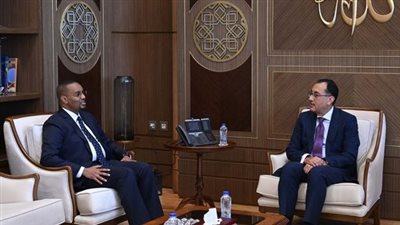 رئيس الوزراء يستقبل سفير جمهورية الصومال الفيدرالية بالقاهرة بمناسبة انتهاء مهام عمله