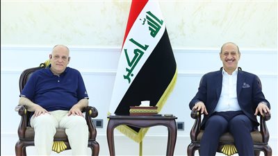 رئيس اتحاد الكرة العراقي يستقبل نظيره الإسباني.. صور