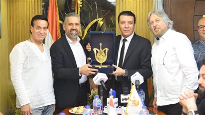 بحضور مصطفى كامل وحلمي عبد الباقي.. نقابة المهن الموسيقية تكرم نقيب لبنان