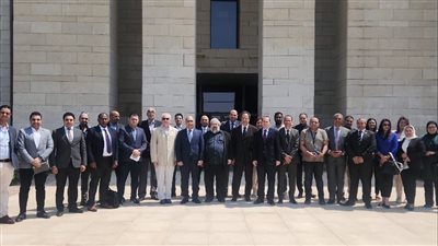 وزارة السياحة والآثار تنظم ورشة عمل لممثلي الشركات السياحية والمنشآت الفندقية المصرية العاملة بالسوق الصيني