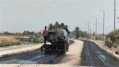 محافظ أسوان يشيد برفع كفاءة الطريق الدائرى بلانة/ كلابشة