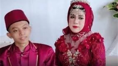 إندونيسى يكتشف زواجه من رجل بعد زفافه بـ12 يوما (صور)