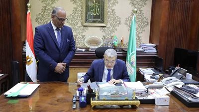 محافظ المنيا يعتمد نتيجة الشهادة الإعدادية للفصل الدراسي الثاني بنسبة نجاح 75.27%