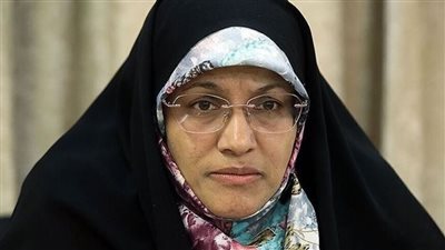 أول امرأة إيرانية تترشّح لخلافة رئيسي.. تعرف عليها