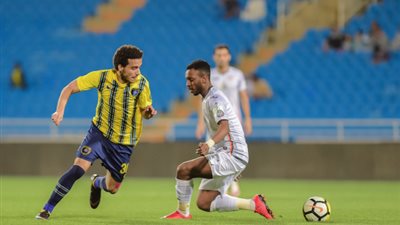 شوبير عن عودة فتحى للزمالك: بيتعامل أحسن معاملة إيه اللى يرجعه