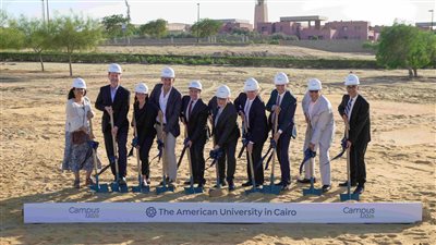 لإحداث ثورة بالتعليم العالي.. تفاصيل وضع الجامعة الأمريكية حجر أساس الحرم الجامعي الجديد 
