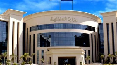 ضبط كيان تعليمي وهمي يمنح الشباب شهادات تمريض مزورة بالقاهرة