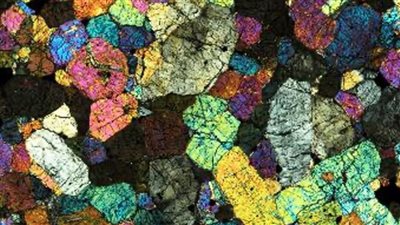 كيف ساهمت نيازك كوكب المريخ في تشكيل براكين الأرض؟