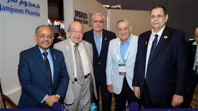 خلال مؤتمرها الـ36..المصرية لزرع العدسات تكرم الدكتور وسيم السيسي