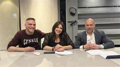 ياسمين عبد العزيز تتعاقد على بطولة مسلسل في رمضان 2025