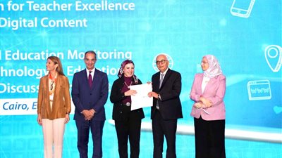 البدء في تجهيز 3 آلاف معمل حاسب آلى بالمدارس لتوفير التدريب العملى